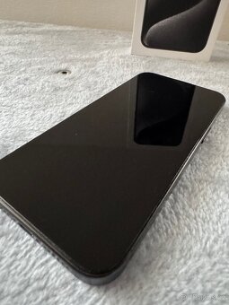 iPhone 15 Pro Max 256gb black titan - 5