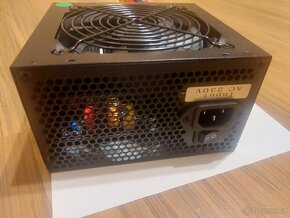 Úplně nový ještě zabalený 550w pc zdroj - 5