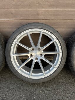 Ispiri FFR1 Concave 5x112 R19 - 5