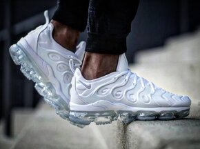 NIKE Air VaporMax PLUS 2019 "White platinum" - 5