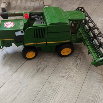 Kombajn John Deere i 670 - 5