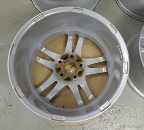 Alu kola 17" Dezent 5x112 VW Škoda Audi - 5