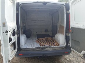 Opel Vivaro, 2.0 benzin LPG, r.v.2011, baj. 300tkn - 5