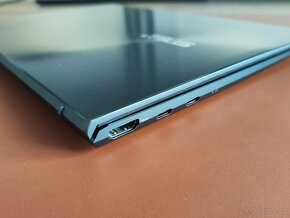 ASUS ZenBook 13 OLED (UM325), šedá, 8GB RAM, 512 GB SSD - 5