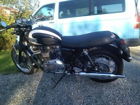 Triumph Bonneville T100 - 5