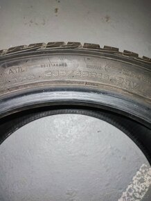 2 ks Goodyear ultra grip 235/45/18 98V - 5