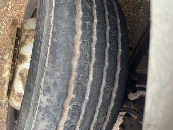 Pneu Pirelli 265/70 r 19,5 - 5