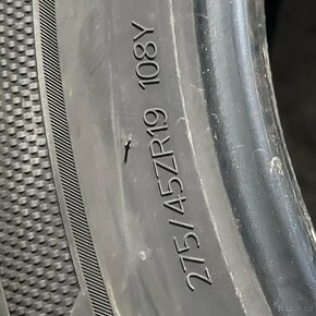 Letní pneu 275/45 R19 108Y Hankook 5mm - 5