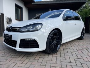 VOLKSWAGEN GOLF 6 R 199 kW / Manuál - 5