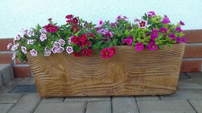 Zahradní dekorace - truhlík, květináč, umělý kámen, beton - 5
