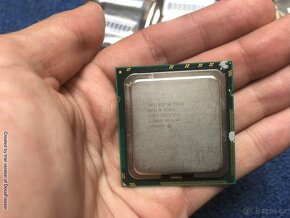 14x procesor Intel Xeon X5560 @ 2.80GHz - 5