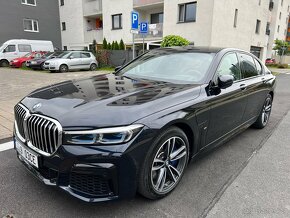 BMW 745e Laser B&W - 5