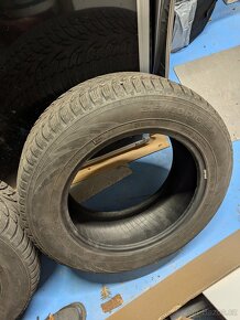 2ks Nokian WR D3 215/60 R16 zimní - 5