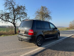 VW Touran 2.0 TDi 103 kW,automat,2004,plně funkční - 5