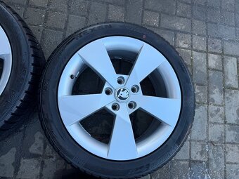 ORIGINÁL Alu Škoda DENOM R17, 5x112 - ZIMNÍ PNEU - 5