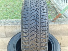 215/55/18 zimní pneumatiky Pirelli Sotozero 3 dot 22 - 5