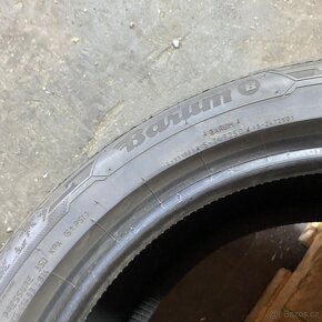 Zimní pneu 205/50 R17 93V Barum 5,5-6mm - 5