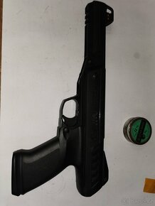 vzduchovou pistoli Gamo P900. - 5