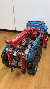 LEGO Technic 42070 - 5