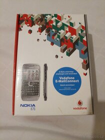 Nokia E71 v originální krabici - 5