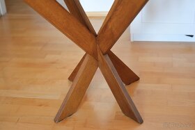 Starožitný kulatý dřevěný kubistický stůl stolek - 5