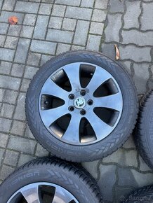 ORIGINÁL Alu Škoda SPEKTRUM R16, 5x112- ZIMNÍ PNEU - 5