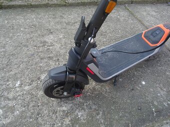 Elektrokoloběžka Segway P65 - 5