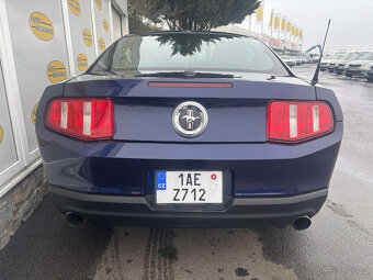 Prodám Ford Mustang 3.7 - 5