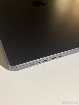 MacBook Pro 16" M3 PRO CZ 2023 Vesmírně černý 512gb - 5