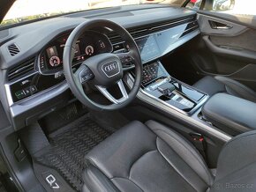 Audi Q7 50 TDi Sline LASER VZDUCH 7 Míst KAMERA TAŽNÉ - 5