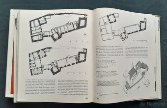 ČESKÉ HRADY - HRADY, ZÁMKY, TVRTZE - 5