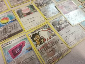 Set základních karet Pokémon GO, holo/RH/rare/V karty - 5