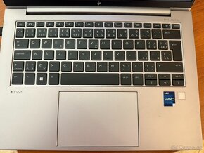 HP Zbook Firefly 14 G10 stříbrná - 5