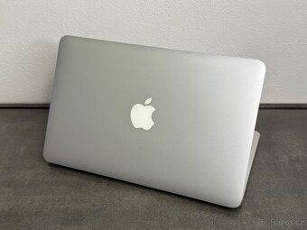 Macbook Air 11" 2012 / I5 / 4GB / 64GB / DPH - 5