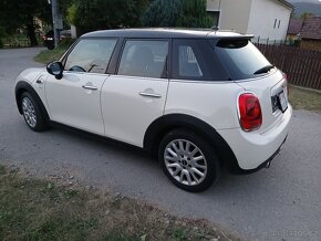 Mini Cooper D F55 diesel ročník 2015 - 5