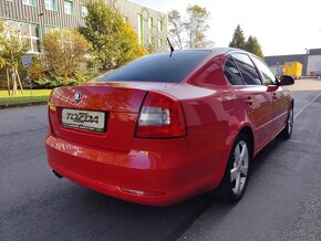 Škoda Octavia 1,4 TSi /servis + pneu / - 5