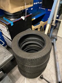 Pneumatiky Nokian zimní 205/55 R16 6mm dezén - 5