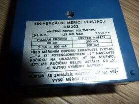 4x Univerzální měřící přístroj MULTIMETER UM 200 - 5