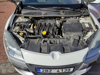 Prodám Renault Megane III coupe 1.6 benzín manuál 6 rychlost - 5