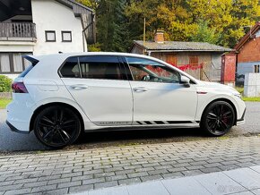 Vw golf Gti clubsport mk8 nájezd pouze 8tis. - 5