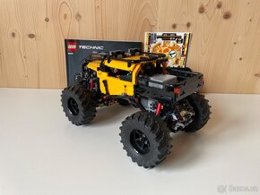 LEGO Technic 42099, 4x4 X-Treme offroad - bez polepů - 5