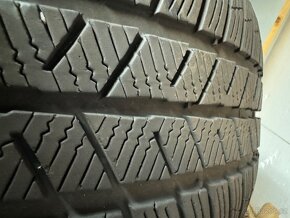 Prodám zimní pneu Barum 245/45 R18 V XL - 5