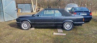 Bmw e30 cabrio 320i. Chromák.  Serviska - 5