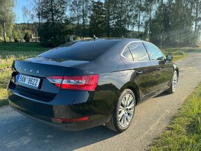 Škoda Superb, záruka 2027, 17tkm. SLEVA - 5