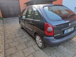 Citroen Xsara Picasso 1,8 16V 85 Kw - 5