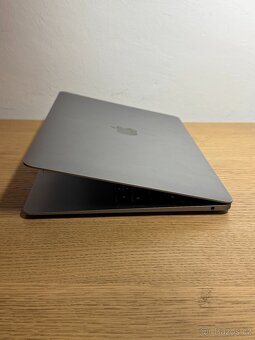 Macbook Air 2019 Space Grey - 5