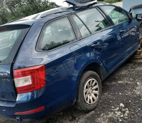 nd z škoda octavia 3 1.4tsi 110kw bílá modrá stříbrná sahara - 5