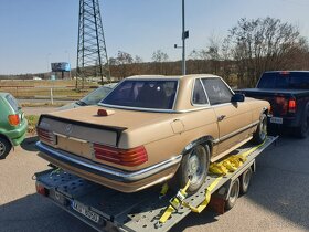 Mercedes SL 500  rok 1985  na renovaci - 5