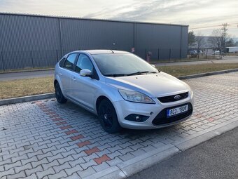 Ford Focus 2 hatchback 1,6i - 5