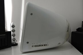 Zrestaurovaný Apple eMac G4 2004 17" 1.25GHz - M9464LL/A - 5